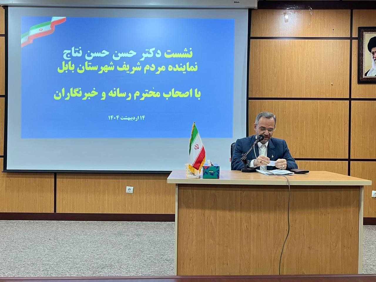 رسانه ها در تخصیص اعتبارات به کمک‌ مسئولان بیایند 